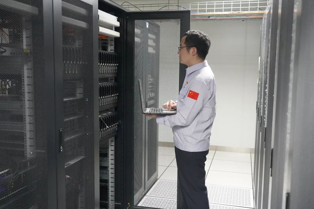 科技日报：“智周”国产工业设计软件让研发“跑起来”